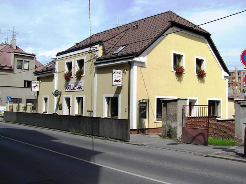 Penzion Coupe Příbram Eksteriør billede